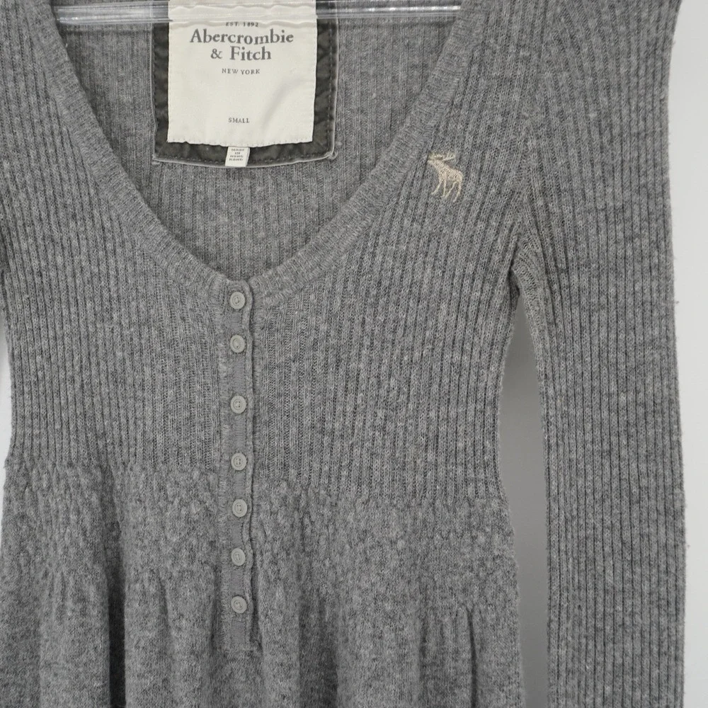 Vintage Abercrombie & Fitch Babydoll Sweater Small Long Sleeve Button Gray Y2K